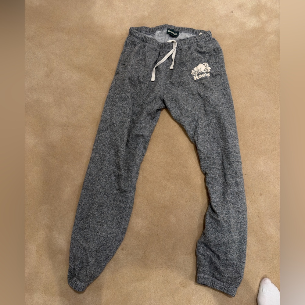 Roots joggers